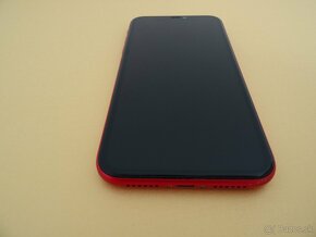 iPhone 11 64GB RED - ZÁRUKA 1 ROK - 100% BATERIA - 7