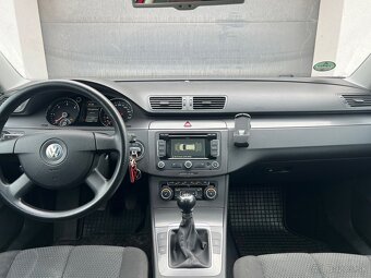 Volkswagen Passat B6 1.6TDI Facelift - 7