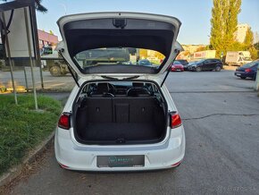 Predám  Volkswagen Golf 1.4 TGI BMT Comfortline DSG EU6 - 7