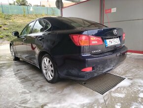 Lexus IS 220d - 7