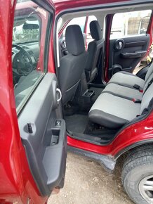 Dodge Nitro Jeep CHerokee,librety 2,8CRDI - 7