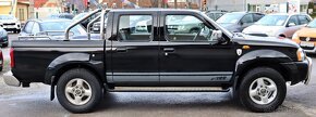 Nissan Navara NP300 4X4 DOUBLE CAB - 7