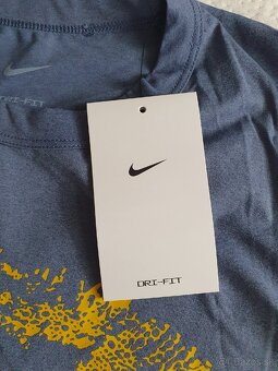 Tričko Nike Dri-Fit Chameleón - 7