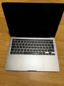 MacBook Pro (13-palcový, M2, 2022) - 7