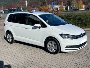 Volkswagen Touran 2.0 TDI DSG 7 MIEST NAVI KAMERA 2020 - 7