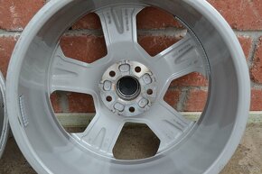 5x112 R19 Hlinikove disky Org. Audi A7 c8 - 7