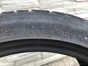 235/40 R19 zimne pneu MICHELIN - 7