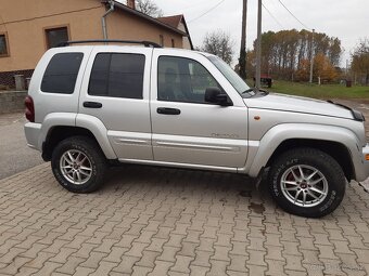 Jeep cherokee 2,5 - 7