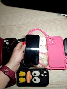 iPhone 15 pink - 7