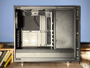 Fractal Define R6 - 7