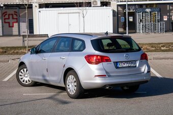 Opel Astra Sport Tourer ST 2.0 CDTI - 7