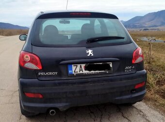 PEUGEOT 206+ - 7