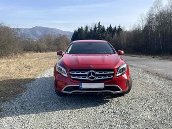 Mercedes-Benz GLA 180d - 7