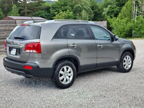 KIA SORENTO 2,2CRDi 4x4 - 7