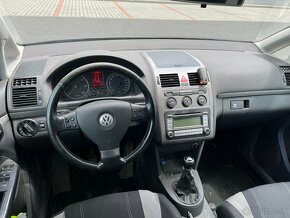 Volkswagen Touran 2.0 TDi 6 rychlostí digi klima - 7