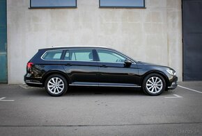 Volkswagen Passat Variant 2.0 TDI Highline DSG Odpočet DPH - 7