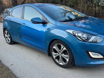 Hyundai i30 1.6gdi 166000km kúpené na SR PLNE POJAZDNÉ - 7