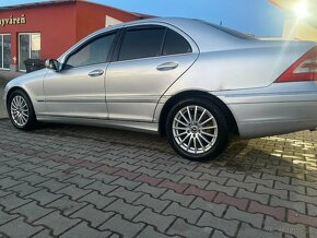 Predám mercedes c w203 2.2cdi - 7