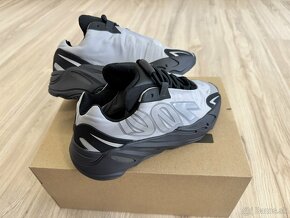 Adidas Yeezy 700 MNVN Metallic veľ. 36 2/3 - 7