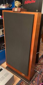 GRUNDIG MONOLITH - 7