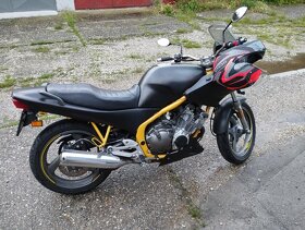 Yamaha XJ600S - 7