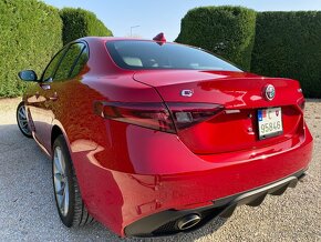 Alfa Romeo Giulia 2.2 Diesel 210 AT AWD Veloce - 7