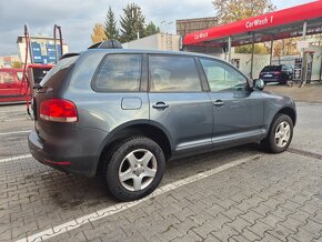 Volkswagen Touareg 2.5 R5 TDI - 7