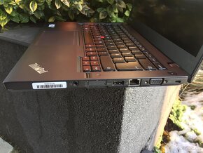 tenké Lenovo T440s - procesor i7, displej 1920x1080, SSD - 7