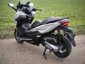 Honda Forza 125cm r.v 2022 - 7