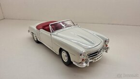 1:18 MERCEDES-BENZ 190 SL - 7