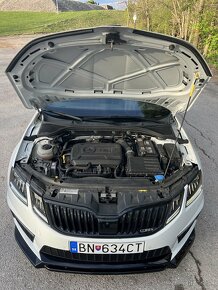 Škoda Octavia Combi 3 FL 2.0 TSI vRS 245 DSG 7 180KW - 7