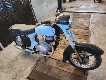 Jawa 250 - 7