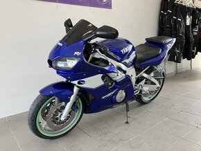 Yamaha YZF R6 - 7