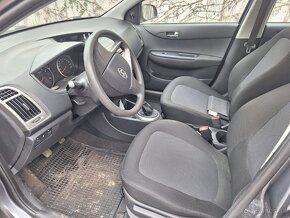 HYUNDAI I20 BENZIN ROK 2013 - 7