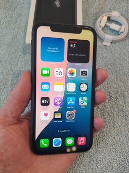 Apple iphone 11 64GB Black - 7