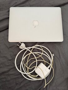 Macbook air 13-inch, Early 2015 - 7