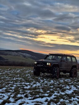 Jeep Cherokee xj - 7