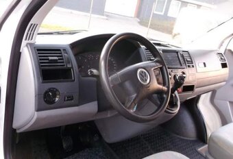 Volkswagen T5 1.9 TDI - 7