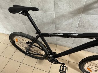 Predám nový horsky bicykel -XL Veľkosť rámu: 21" (180-195cm - 7