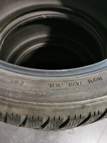 Dunlop 235/45 R18 zimné - 7