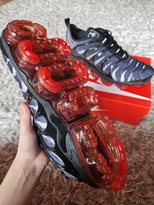 Nike Air Vapormax Plus - 7