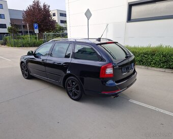 Škoda Octavia Combi 2.0 TDI RS - 7