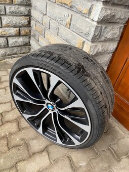 Originál BMW STYLE 599 + pneumatiky PIRELLI P ZERO E - 7