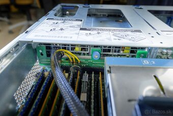 HP DL380 G7 - 2U Server - E5-6490 - 7