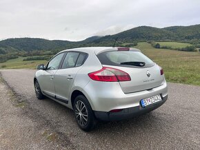 Renault Megane 1.5dci - 7