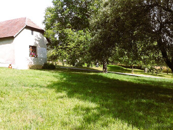 PRE NÁROČNÝCH - Výnimočné rodinné sídlo - farma, ranč - 7