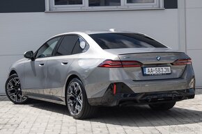 BMW RAD 5 520D MHEV XDRIVE A/T - 7