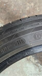 235/45 R18 continental - 7