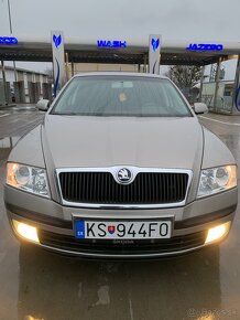 ŠKODA OCTAVIA II combi 2.0 TDI 16V Elegance - 7