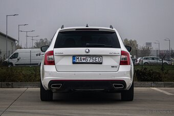 Škoda Octavia Combi 2.0 TDI RS - 7